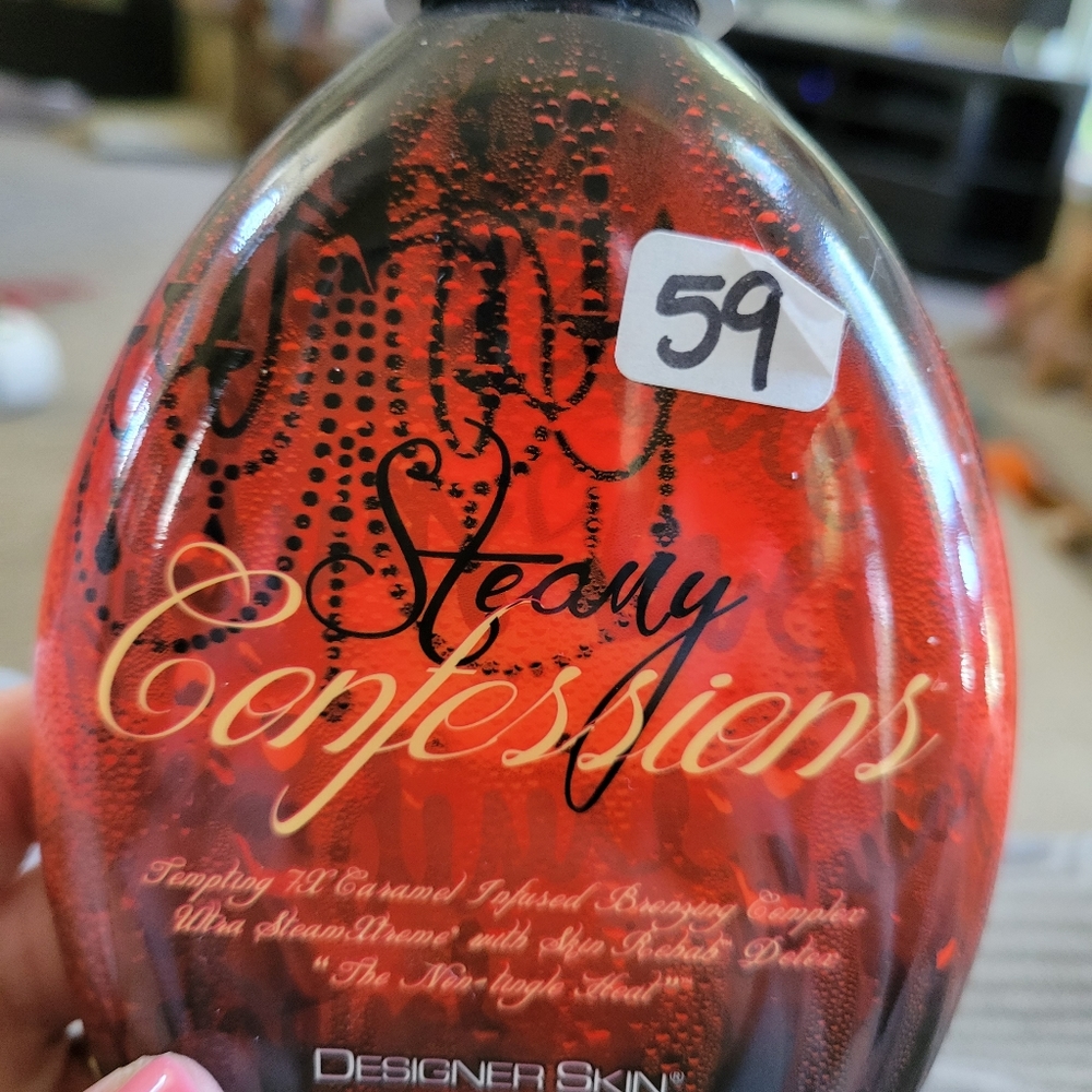 Designer Skin "Confessions"  Bronzer.